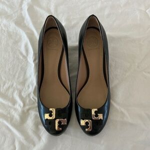 Tory Burch Black Leather Wedges (Size: 7.5)
